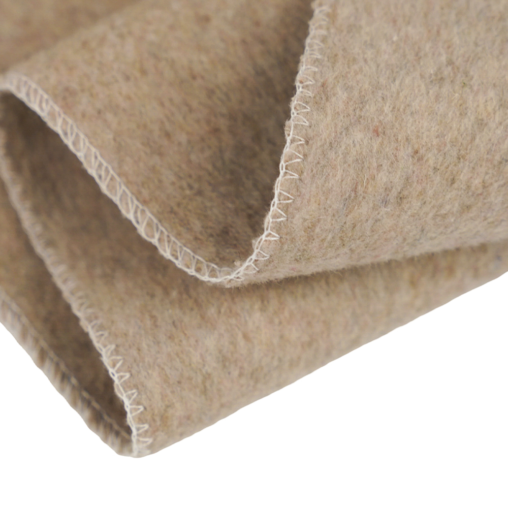 50% lana, 40% poliestere, 10% altra fibra, 720 g/m², colore pasta di fagioli, tessuto di lana double face spesso, ML-0124-4382-1