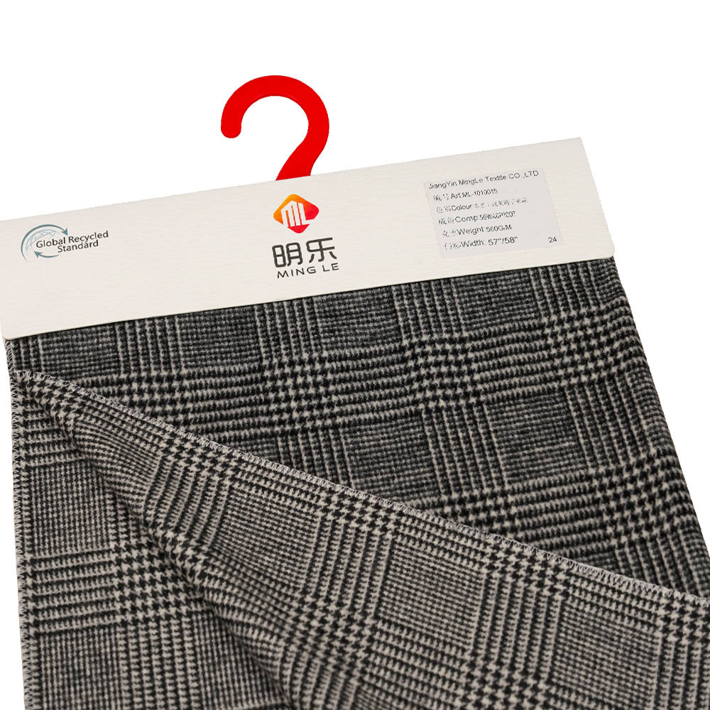 50% lana, 40% poliestere, 10% altra fibra, 560 g/m², nero + grigio chiaro, tessuto di lana per rivestimento monofacciale scozzese, ML-1010015