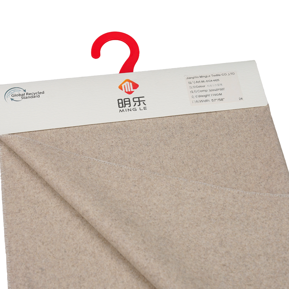 50% lana, 40% poliestere, 10% altra fibra, 770 g/m², pasta di fagioli chiari naturali, tessuto twill melton, ML-0124-4425