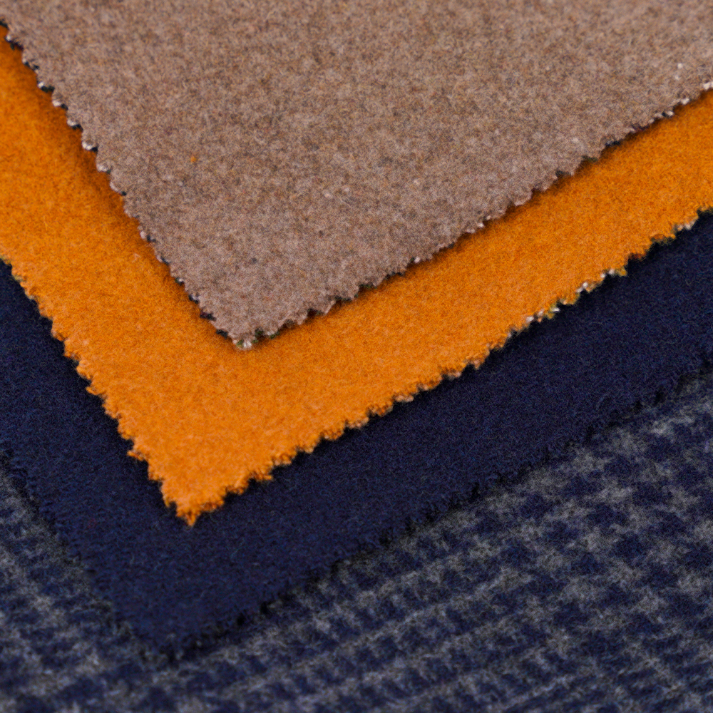 55% lana, 45% altro,r 645G/M, blu navy, tessuto in velluto double face, ML-3010305-1