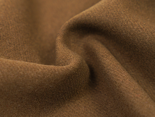 ML-04231230 Tessuto tweed a righe orizzontali 30% lana 60% poliestere 10% altre fibre 560 g/m²: un'analisi tecnica del materiale di rivestimento fantasia